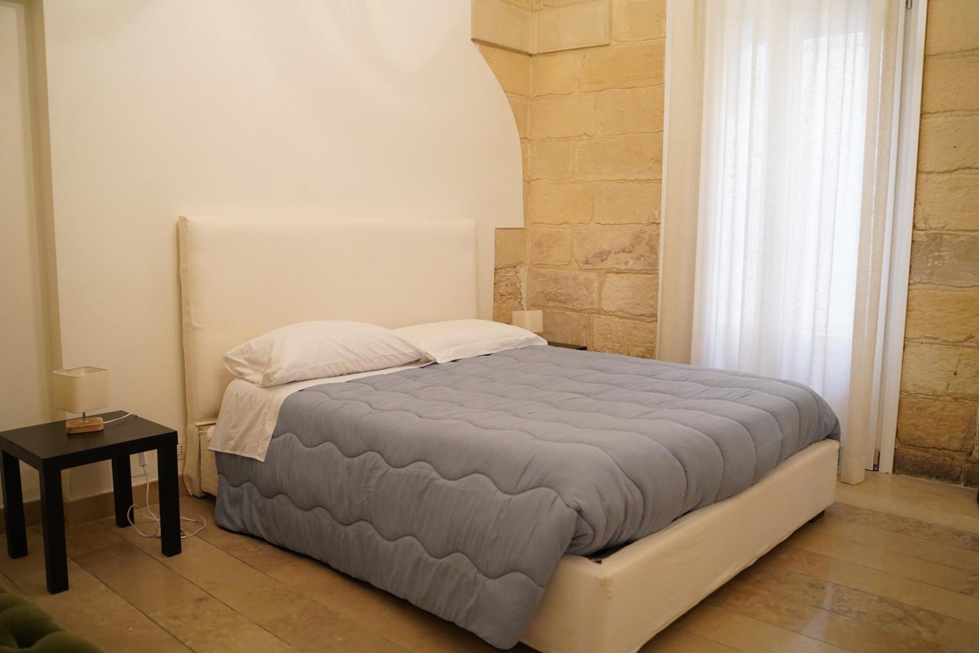 Suite Home D'Aragona Lecce Exterior photo